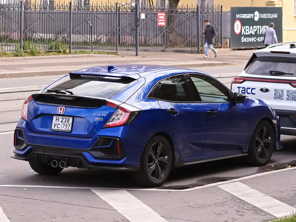 Düşük kilometreli dizel hatchback — fotoğraf 2