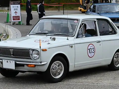 Hatasız boyasız, ilk sahibinden sedan